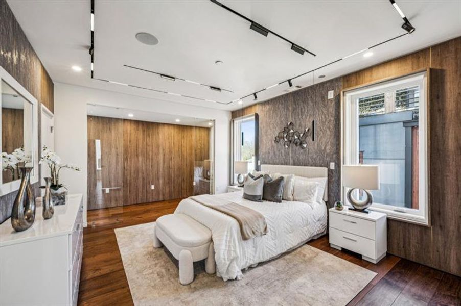 Furnished interior view inside a new home in , Atlanta (Image 11).