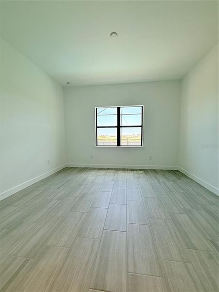 Spacious, unfurnished interior of a new home in , Lakewood Ranch (Image 25).