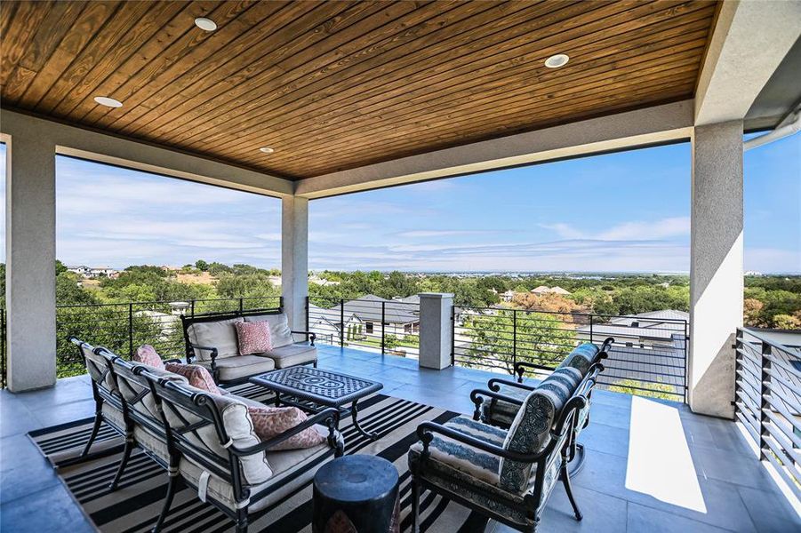 Exterior details and patio area of a home in , Horseshoe Bay (Image 21).