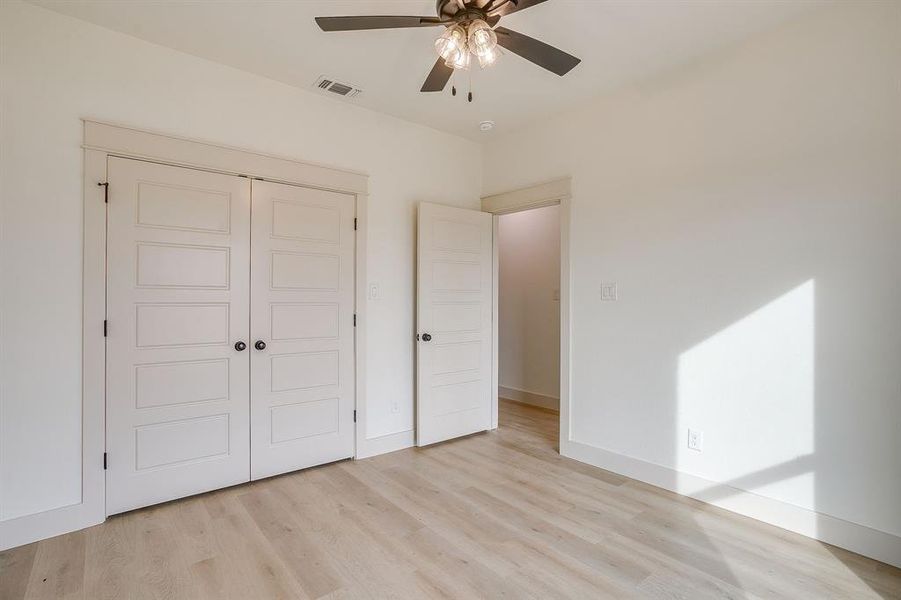 Spacious, unfurnished interior of a new home in , Millsap (Image 22).