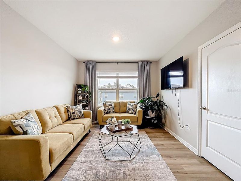 Furnished interior view inside a new home in Edgemont at Serenoa, Clermont (Image 35).