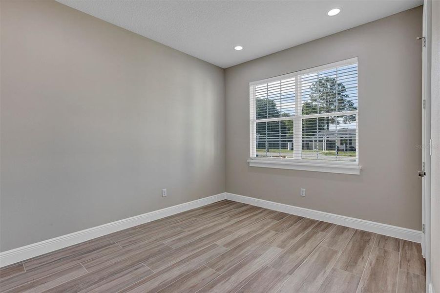 Spacious, unfurnished interior of a new home in , Summerfield (Image 19).