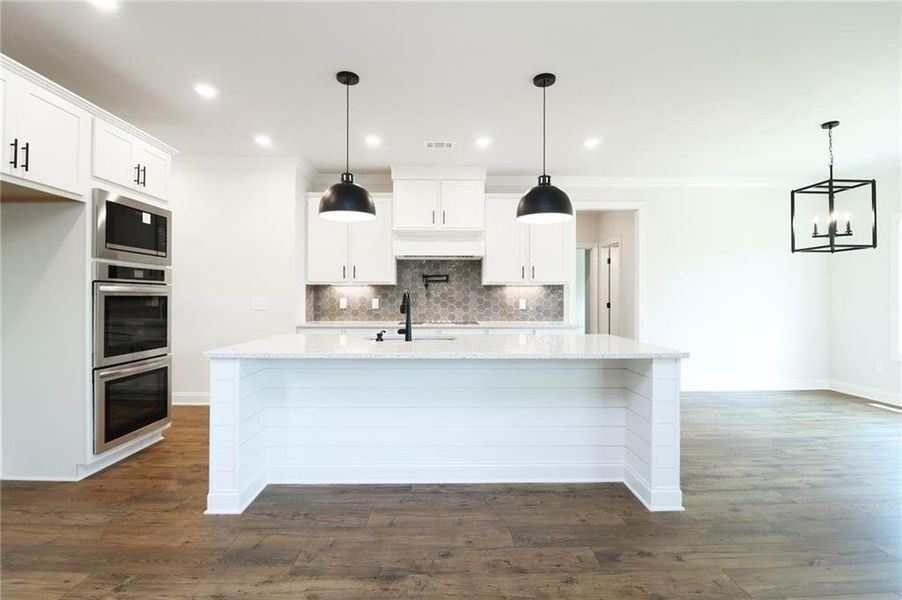 Furnished interior view inside a new home in Woodland Hills, Loganville (Image 3). Furnished interior view inside a new home in Woodland Hills, Loganville (Image 3).