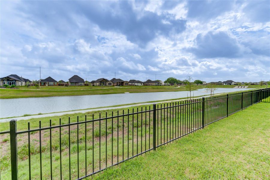 Community amenities in Arabella on the Prairie, Richmond (Image 44).