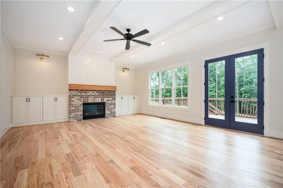 Spacious, unfurnished interior of a new home in , Monroe (Image 62).