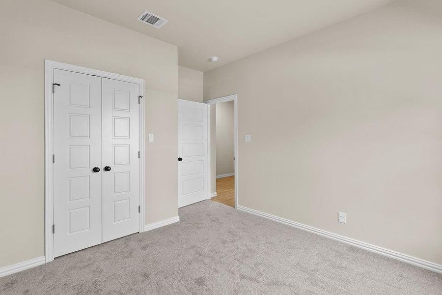 Spacious, unfurnished interior of a new home in , Fort Worth (Image 16).