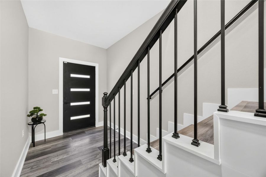 Spacious, unfurnished interior of a new home in , Houston (Image 20).