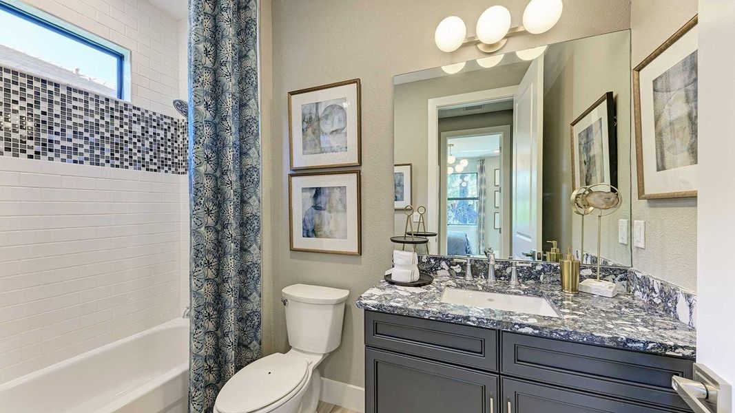 Secondary Bath - Model shown is without Bonus Room