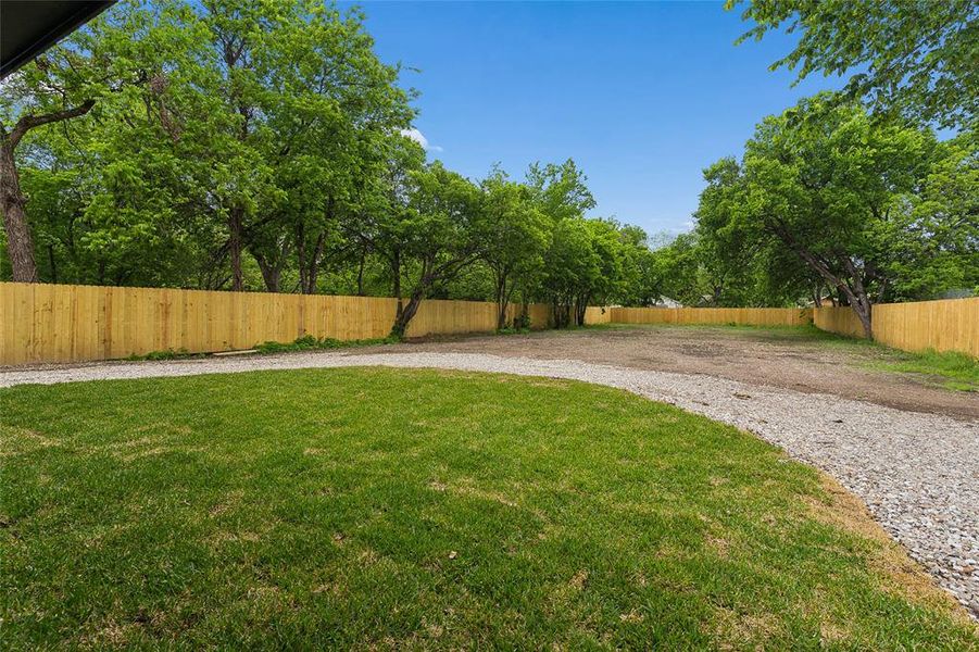 Exterior details and patio area of a home in , Dallas (Image 27).