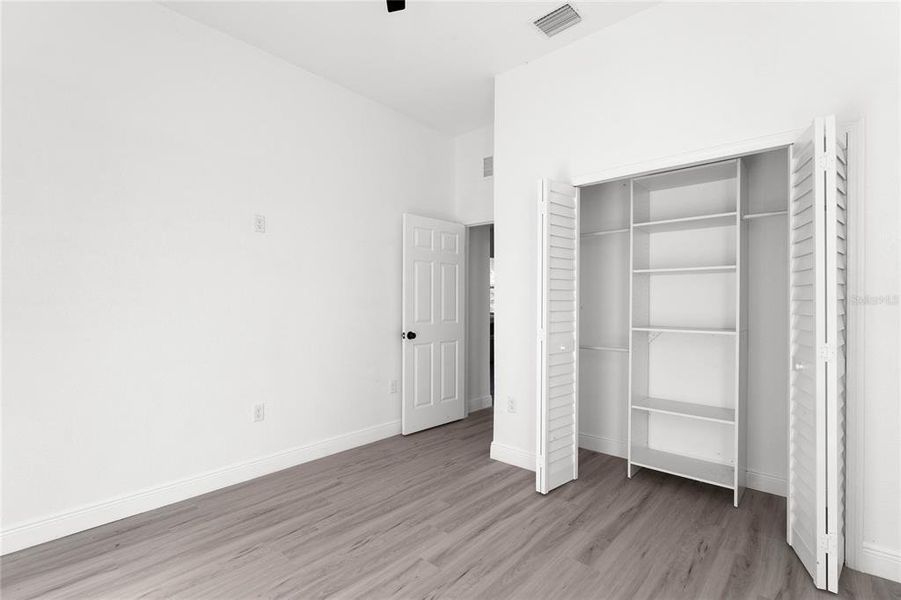 Spacious, unfurnished interior of a new home in , St. Petersburg (Image 37). Spacious, unfurnished interior of a new home in , St. Petersburg (Image 37).