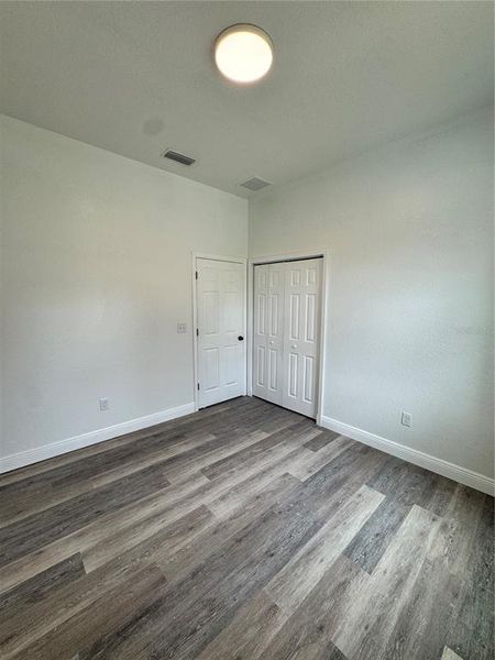 Spacious, unfurnished interior of a new home in , Ocala (Image 15).