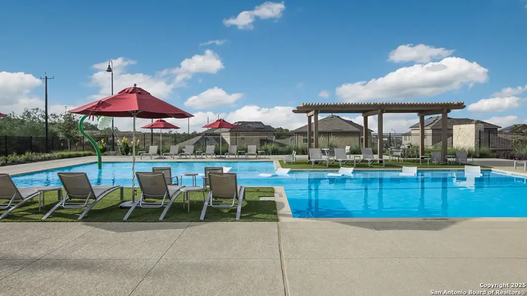 Community amenities in Applewood, San Antonio (Image 42).