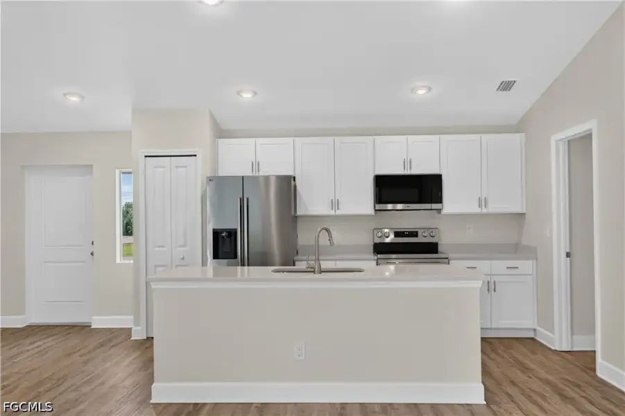 Furnished interior view inside a new home in Cape Coral, Cape Coral (Image 4).