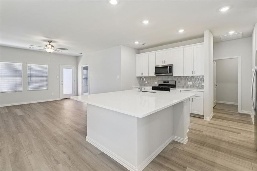 Furnished interior view inside a new home in Lakehaven - Spring Series, Farmersville (Image 12).
