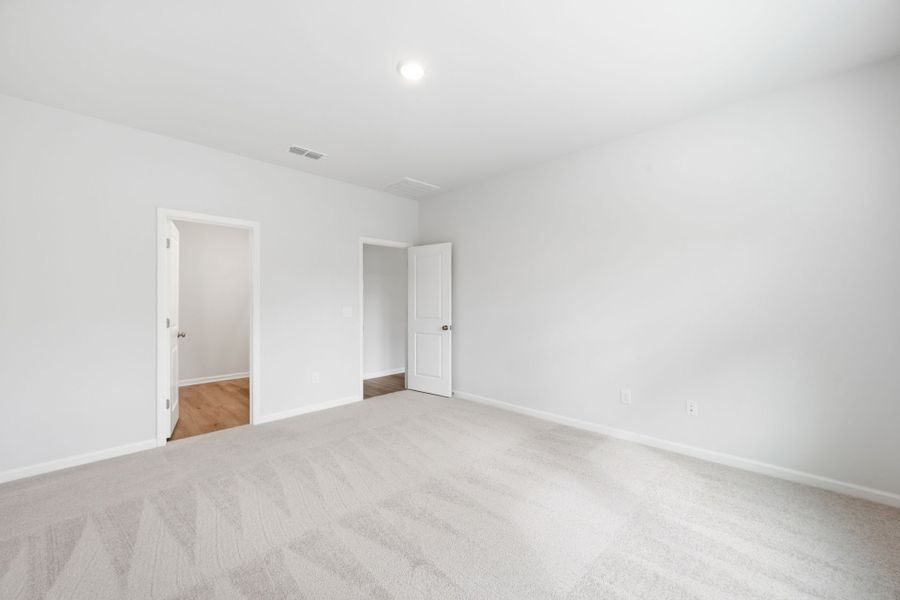 Spacious, unfurnished interior of a new home in Grand Arbor, Blythewood (Image 21).