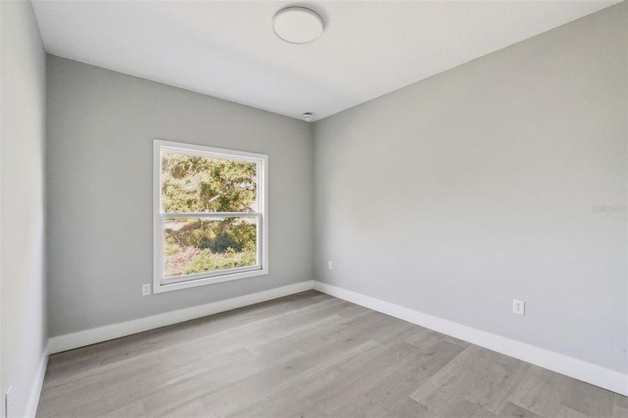 Spacious, unfurnished interior of a new home in , Davenport (Image 21).