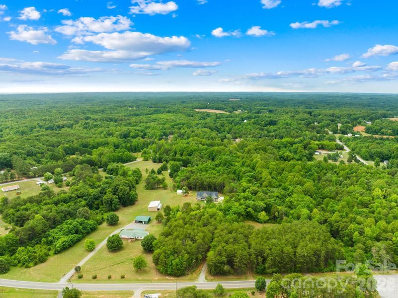 Natural landscape and outdoor views near  in Reidsville (Image 41).