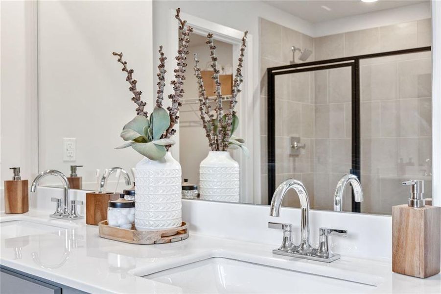 Close-up of interior finishes inside a home in Oak Grove Glen, Snellville (Image 21).