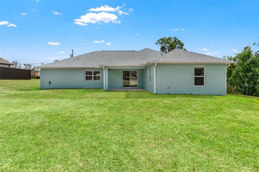 Exterior details and patio area of a home in , Spring Hill (Image 39).