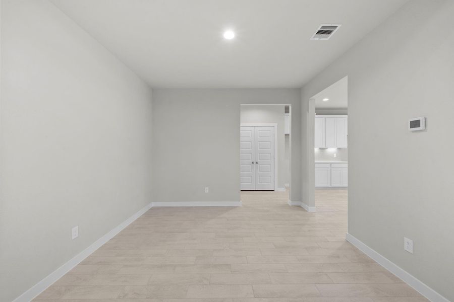Spacious, unfurnished interior of a new home in , Rosenberg (Image 34). Spacious, unfurnished interior of a new home in , Rosenberg (Image 34).