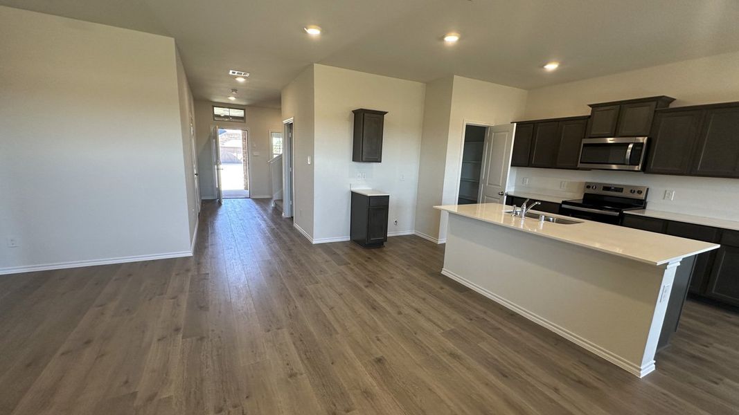 Representative furnished interior of a home built from the NAPLES by D.R. Horton in Northspur, Forney (Image 10). Representative furnished interior of a home built from the NAPLES by D.R. Horton in Northspur, Forney (Image 10).