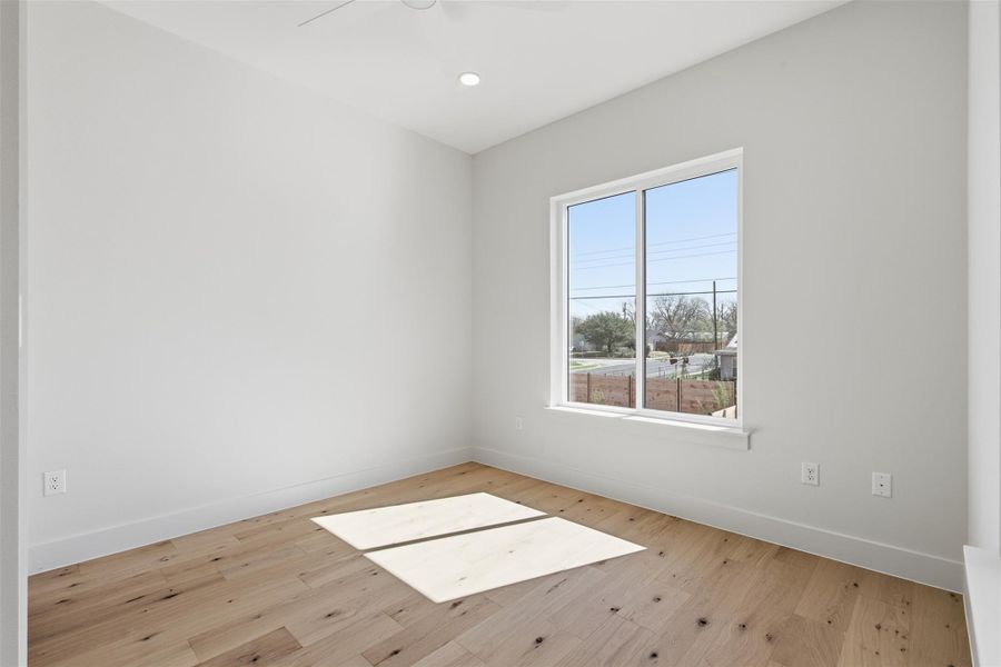 Spacious, unfurnished interior of a new home in , Austin (Image 31).