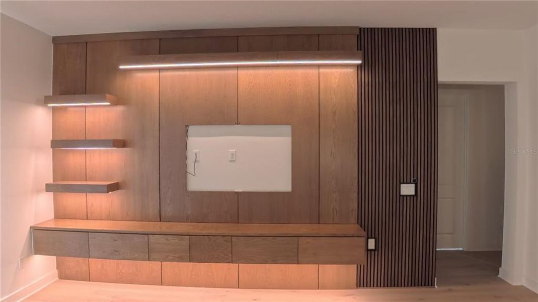 Image 42 of a home in Willow Ridge.