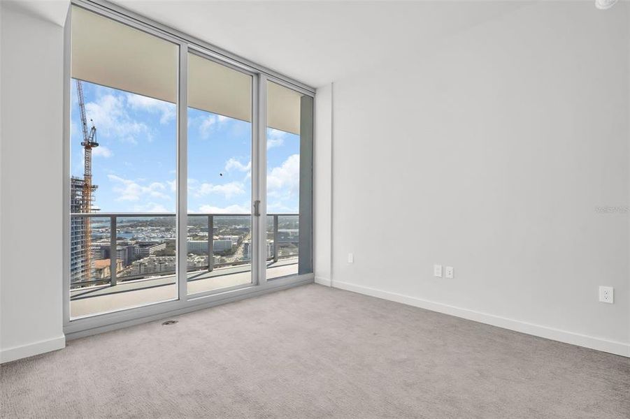 Spacious, unfurnished interior of a new home in , St. Petersburg (Image 56).