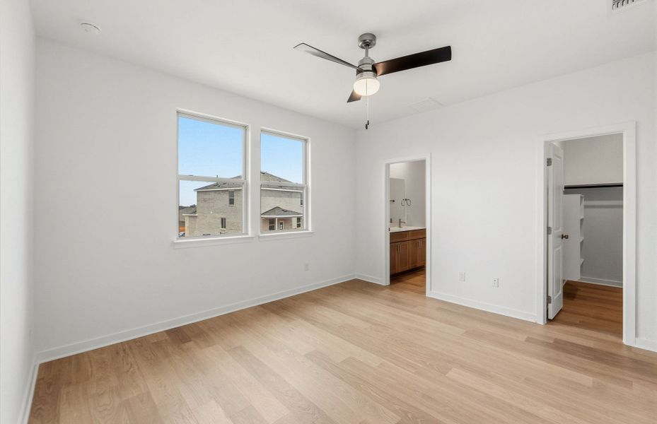 Spacious, unfurnished interior of a new home in La Cima, San Marcos (Image 37).