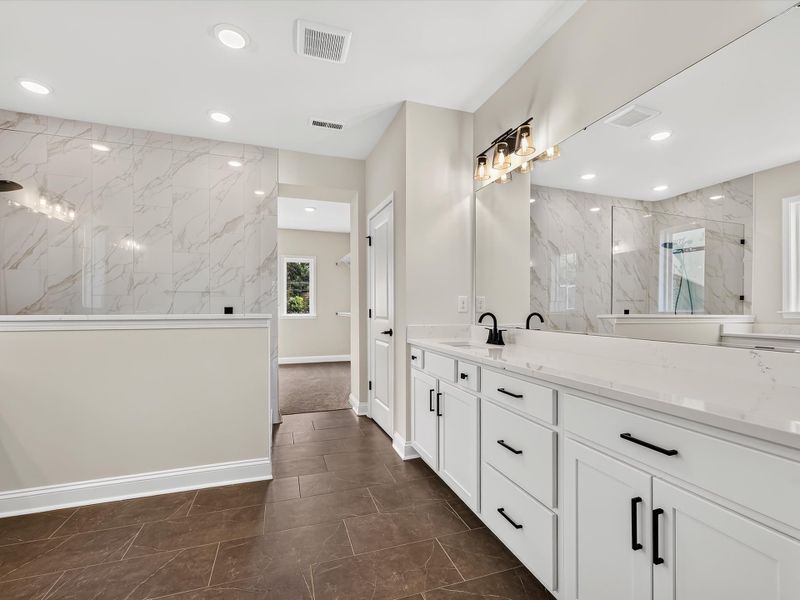 Owner's Bath Owner's Bath