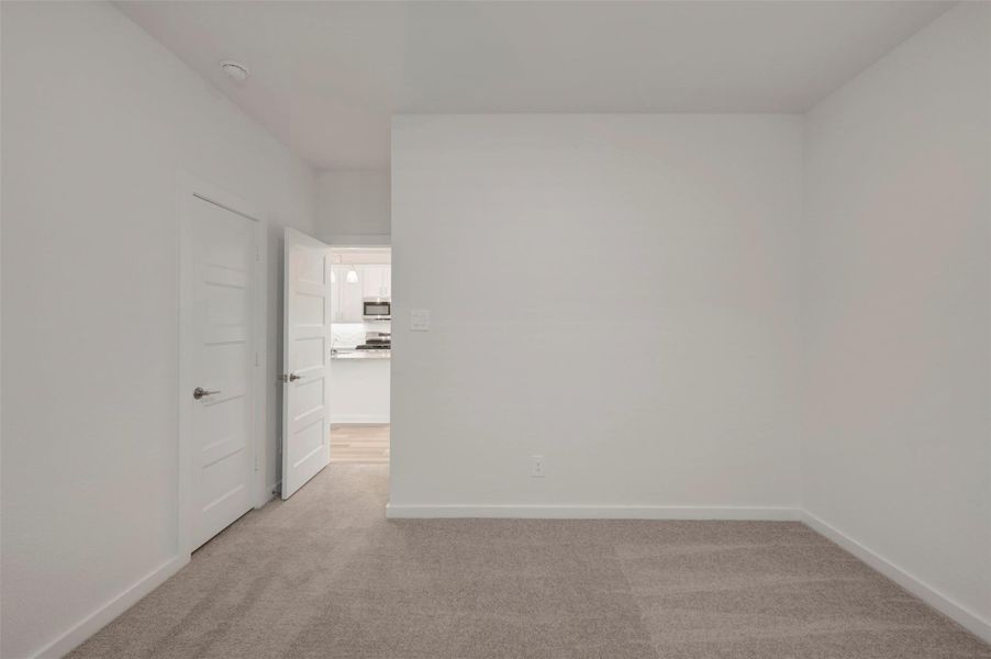 Spacious, unfurnished interior of a new home in Wildrye, Waller (Image 18).