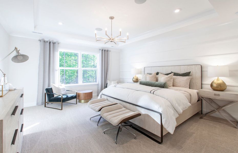 Representative furnished interior of a home built from the Foxfield by Pulte Homes in Long Savanna, Charleston (Image 11).