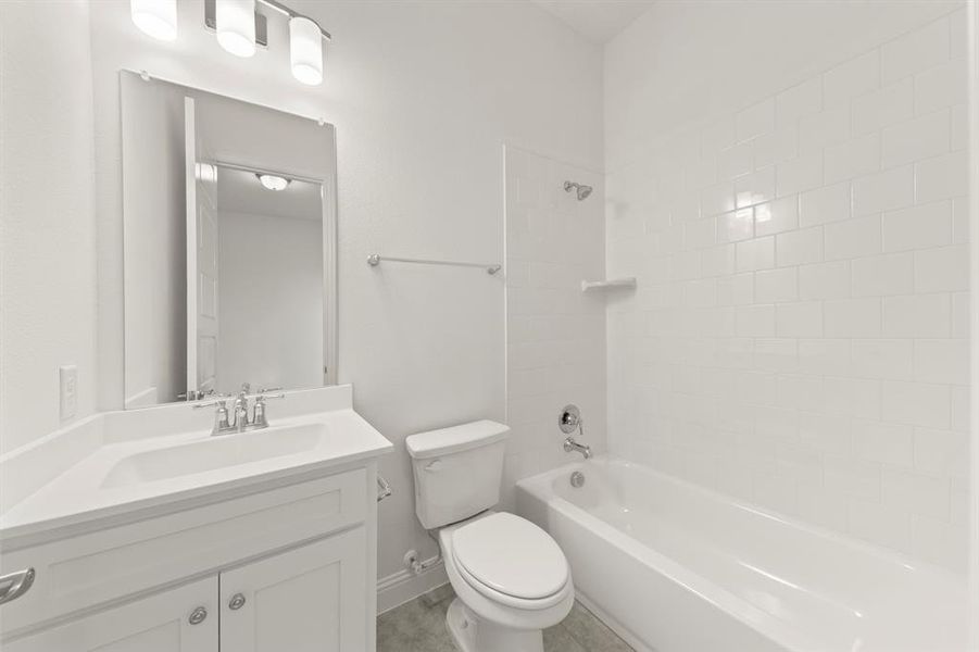 9320 Blooming Ivy - 2ND Bath