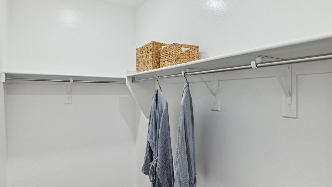 Representative interior finishes for a home built from the Canyon by D.R. Horton in Westpark, Buckeye (Image 22).