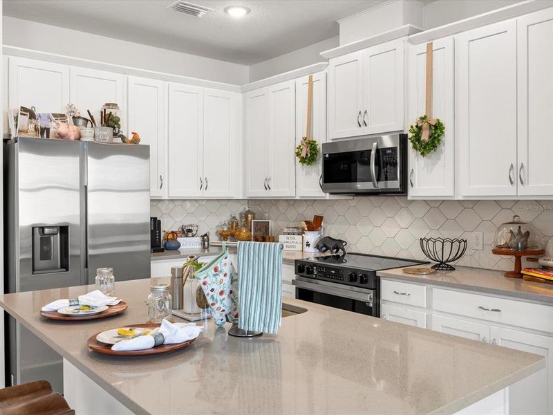 Furnished interior view inside a new home in Marion Ridge, Haines City (Image 10). Furnished interior view inside a new home in Marion Ridge, Haines City (Image 10).