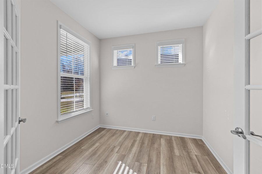 01-8212 White Star Dr_8039