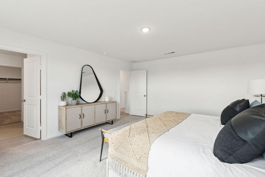 Furnished interior view inside a new home in River Ranch, Dayton (Image 23).