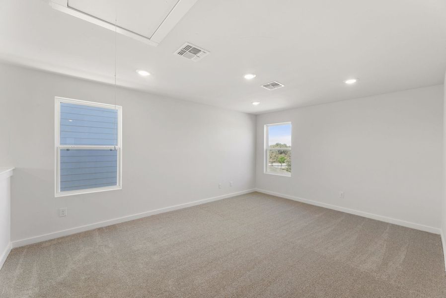 Representative unfurnished interior of a home built from the Colorado by Hakes Brothers in Veranda Designer, San Antonio (Image 33).