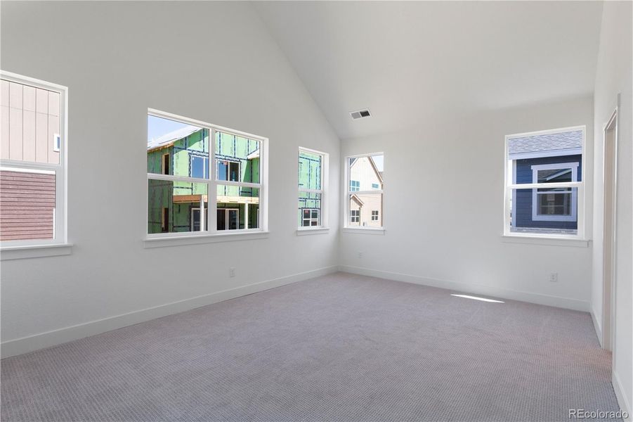 Spacious, unfurnished interior of a new home in Dillon Pointe - Journey, Broomfield (Image 30).