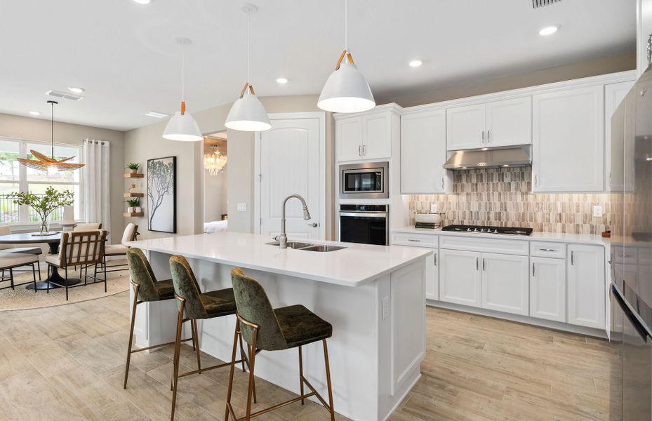 Furnished interior view inside a new home in Willow Ridge, Montverde (Image 3).