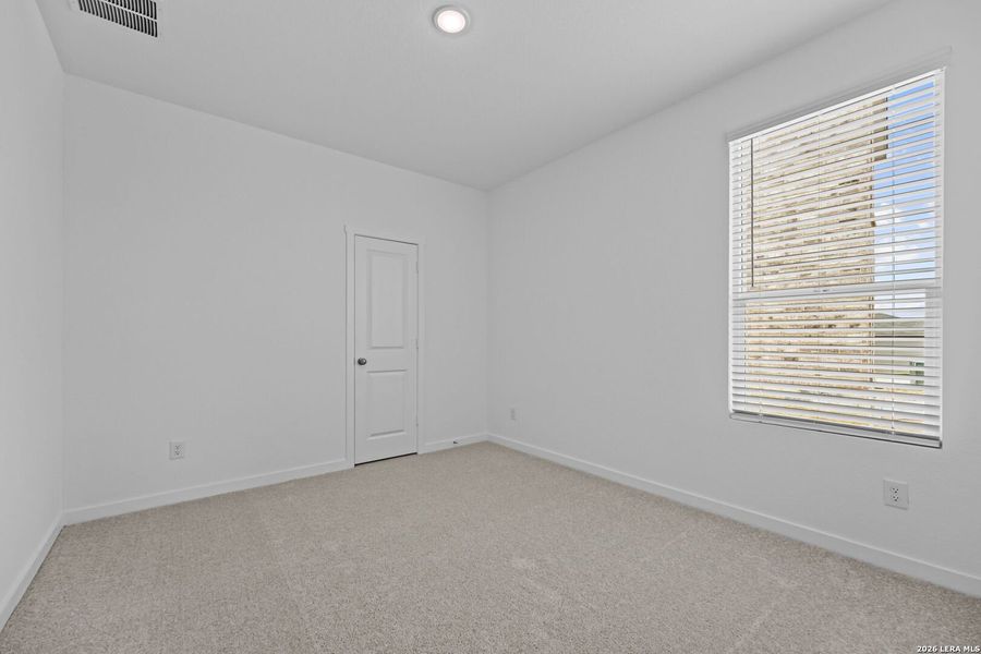 Spacious, unfurnished interior of a new home in Waterwheel, San Antonio (Image 25).