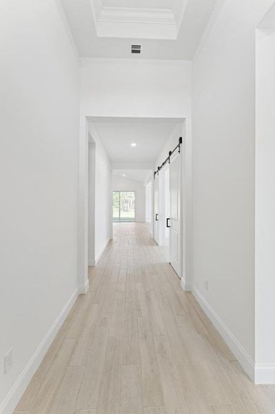 Foyer-Extended Foyer