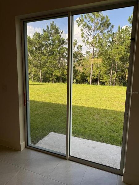 Exterior details and patio area of a home in , Clermont (Image 20).