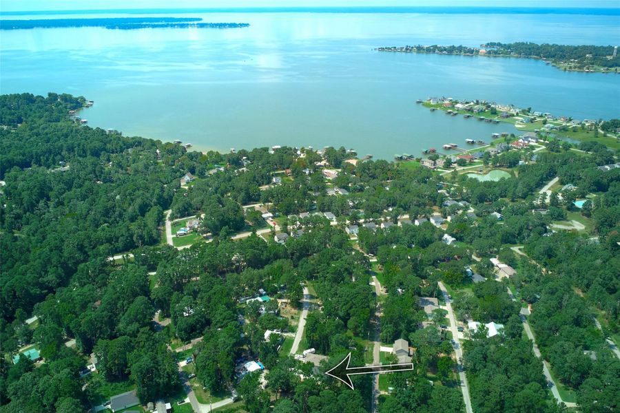 Natural landscape and outdoor views near  in Livingston (Image 34).