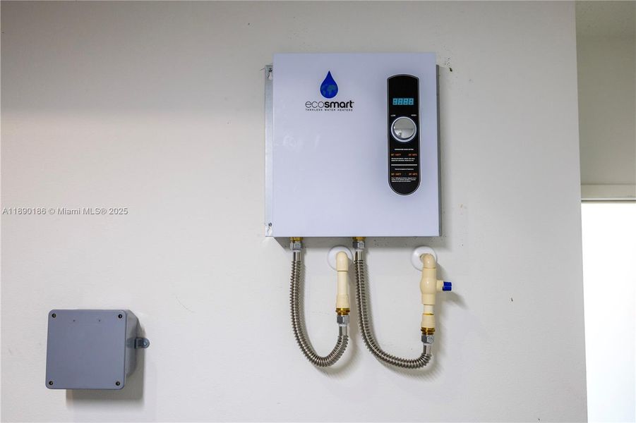 Image 28 of a home in .