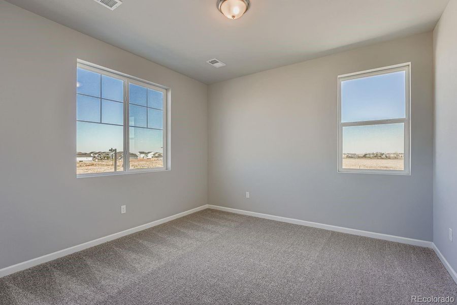 Spacious, unfurnished interior of a new home in Wolf Creek Run, Strasburg (Image 24).