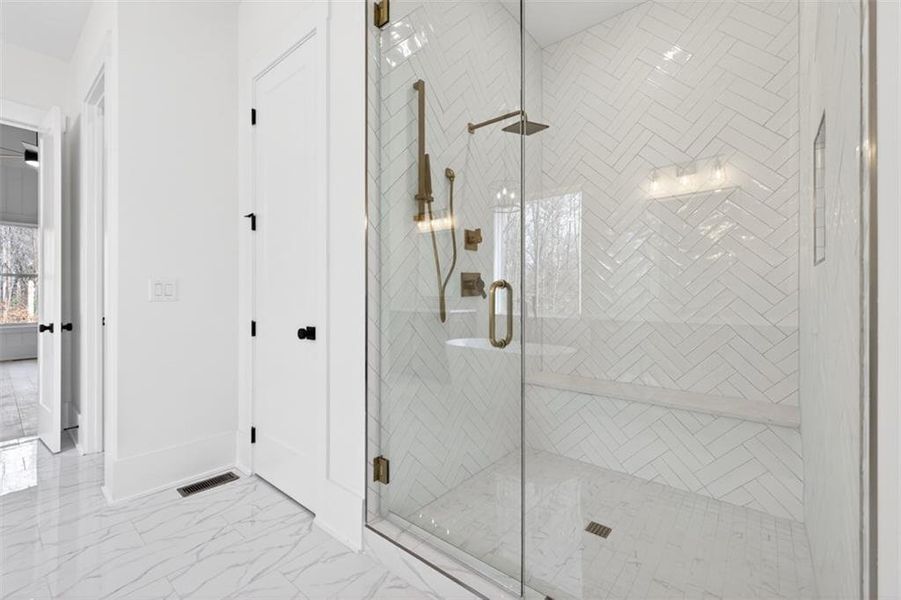 Image 34 of a home in .