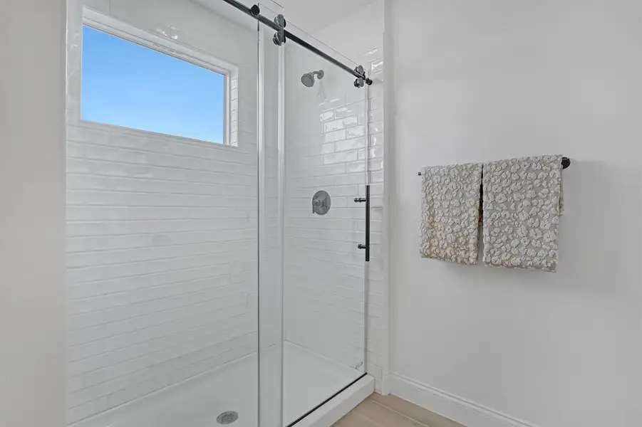 137 SE Birch (28)