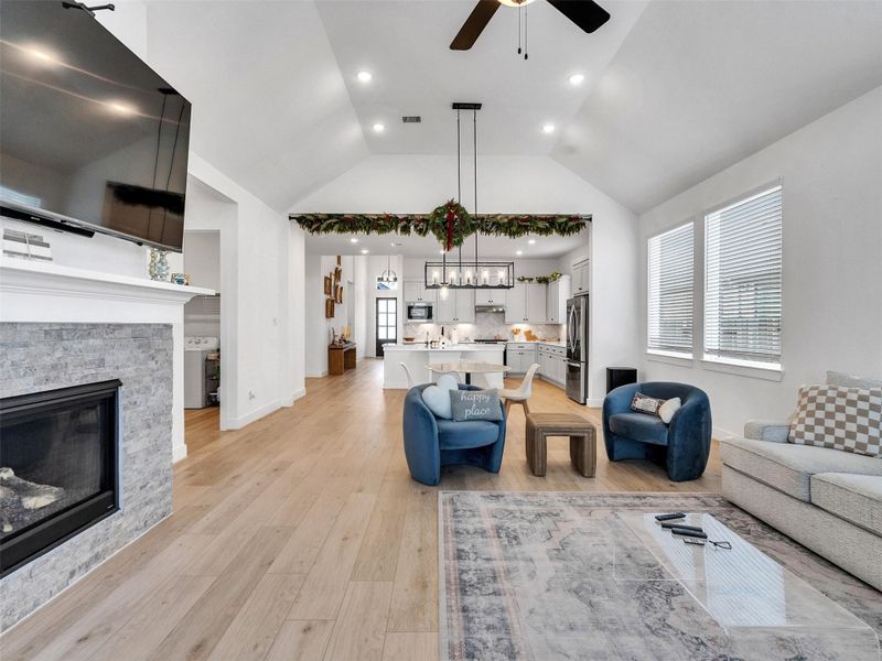 Furnished interior view inside a new home in Cherrywood Estates, Tomball (Image 19). Furnished interior view inside a new home in Cherrywood Estates, Tomball (Image 19).