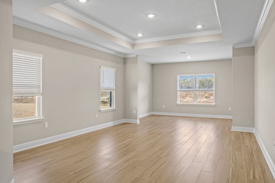 Spacious, unfurnished interior of a new home in Lake Merial, Panama City (Image 14). Spacious, unfurnished interior of a new home in Lake Merial, Panama City (Image 14).